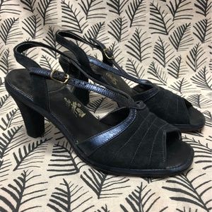 Vintage Navy Blue Heels